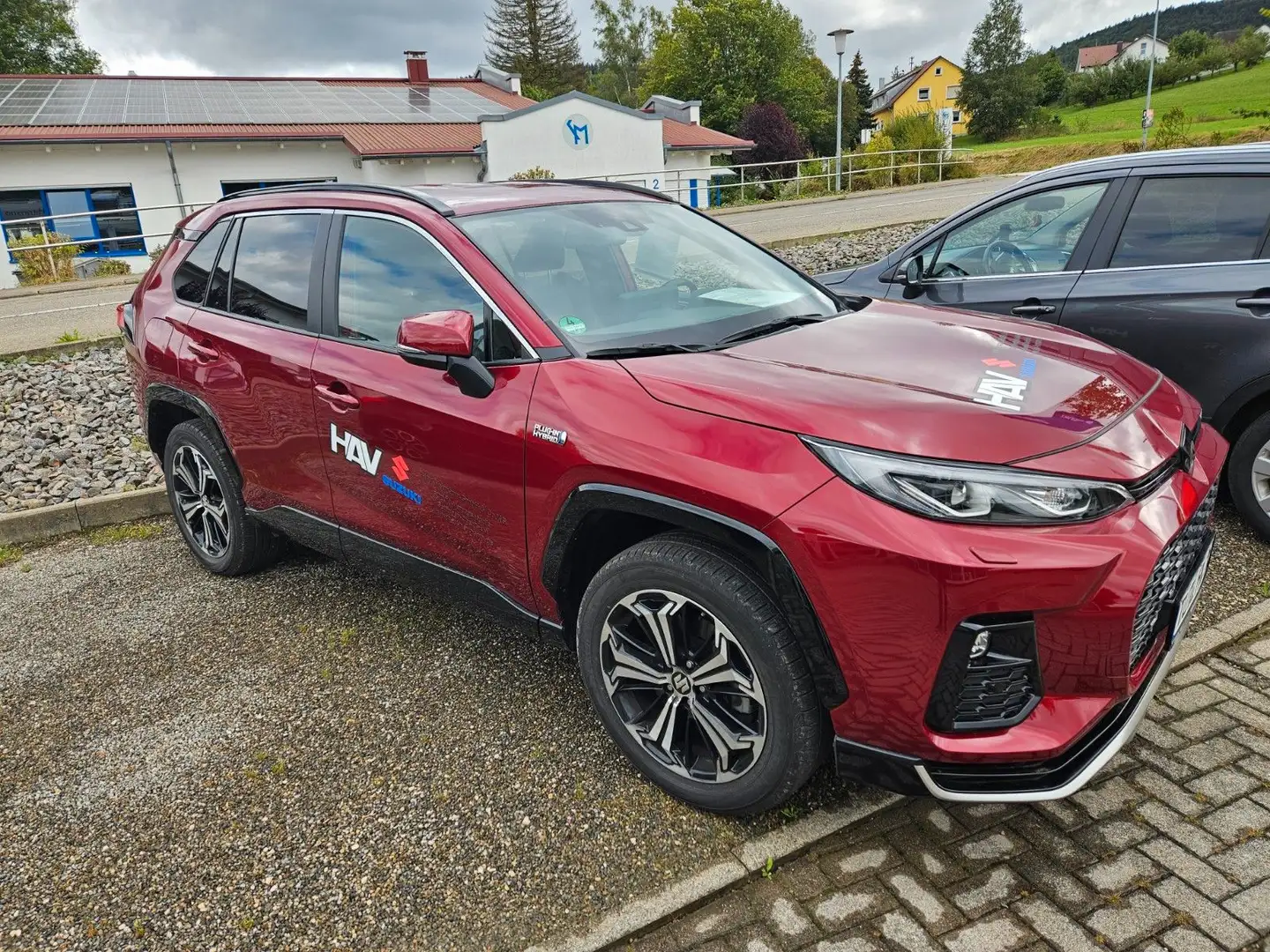 Suzuki Across 2.5 Plug-In Hybrid Comfort+ ALLRAD Rot - 2