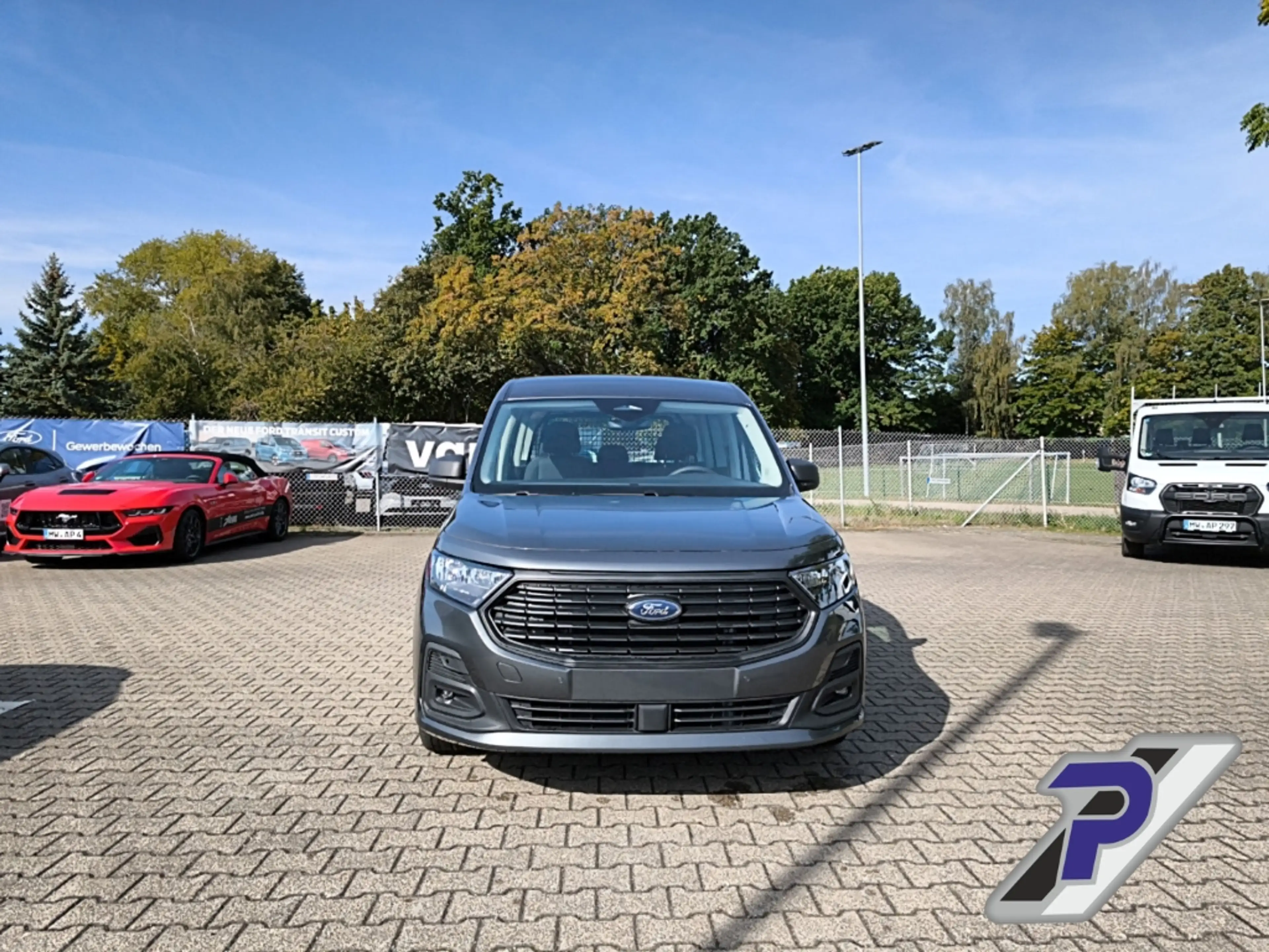 Ford Tourneo Connect Trend L1 AHK abn.+GJR+TRENNGITTER+ Apple CarPlay — photo 8