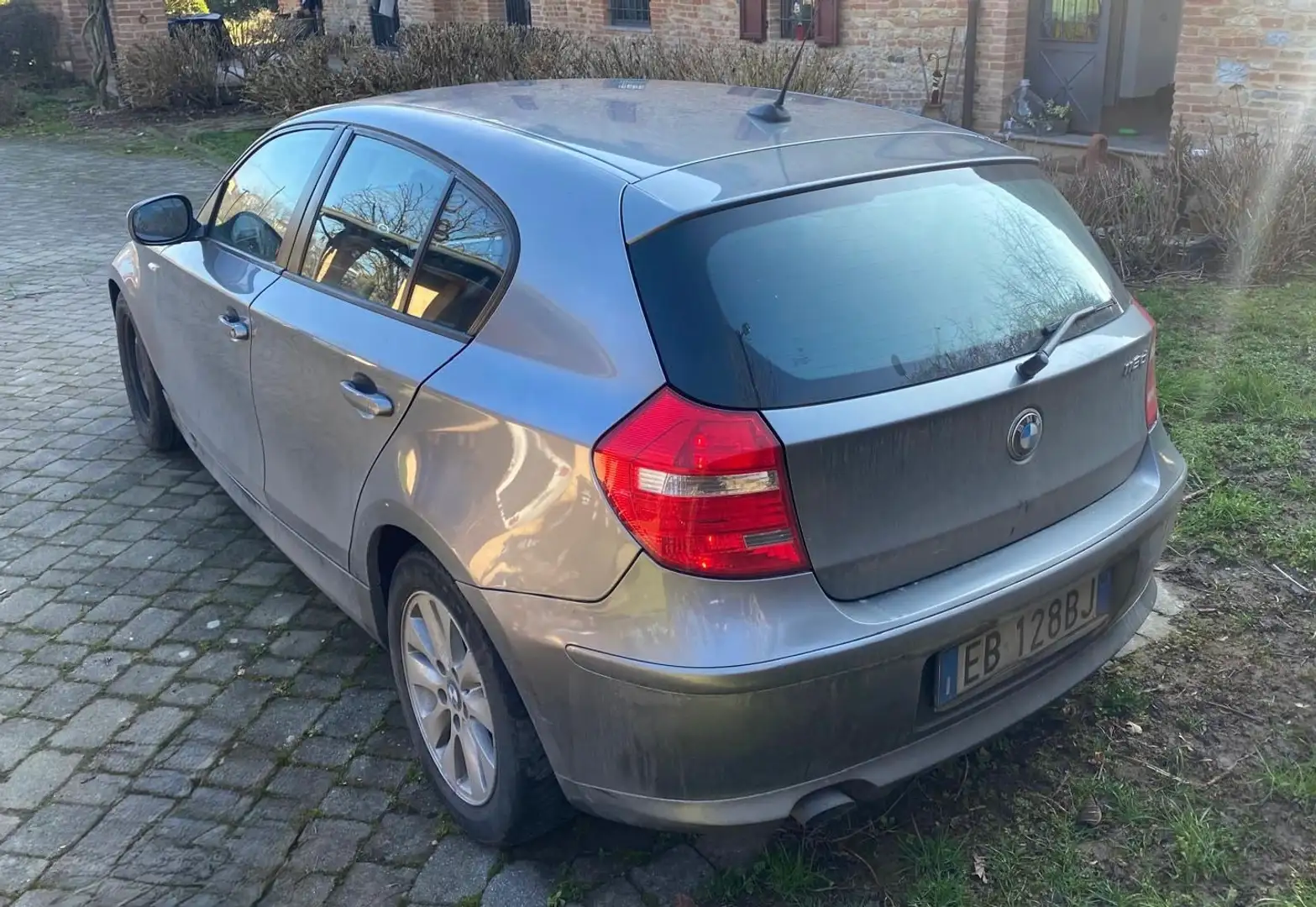 BMW 116 116d 5p 2.0 116cv dpf - 2