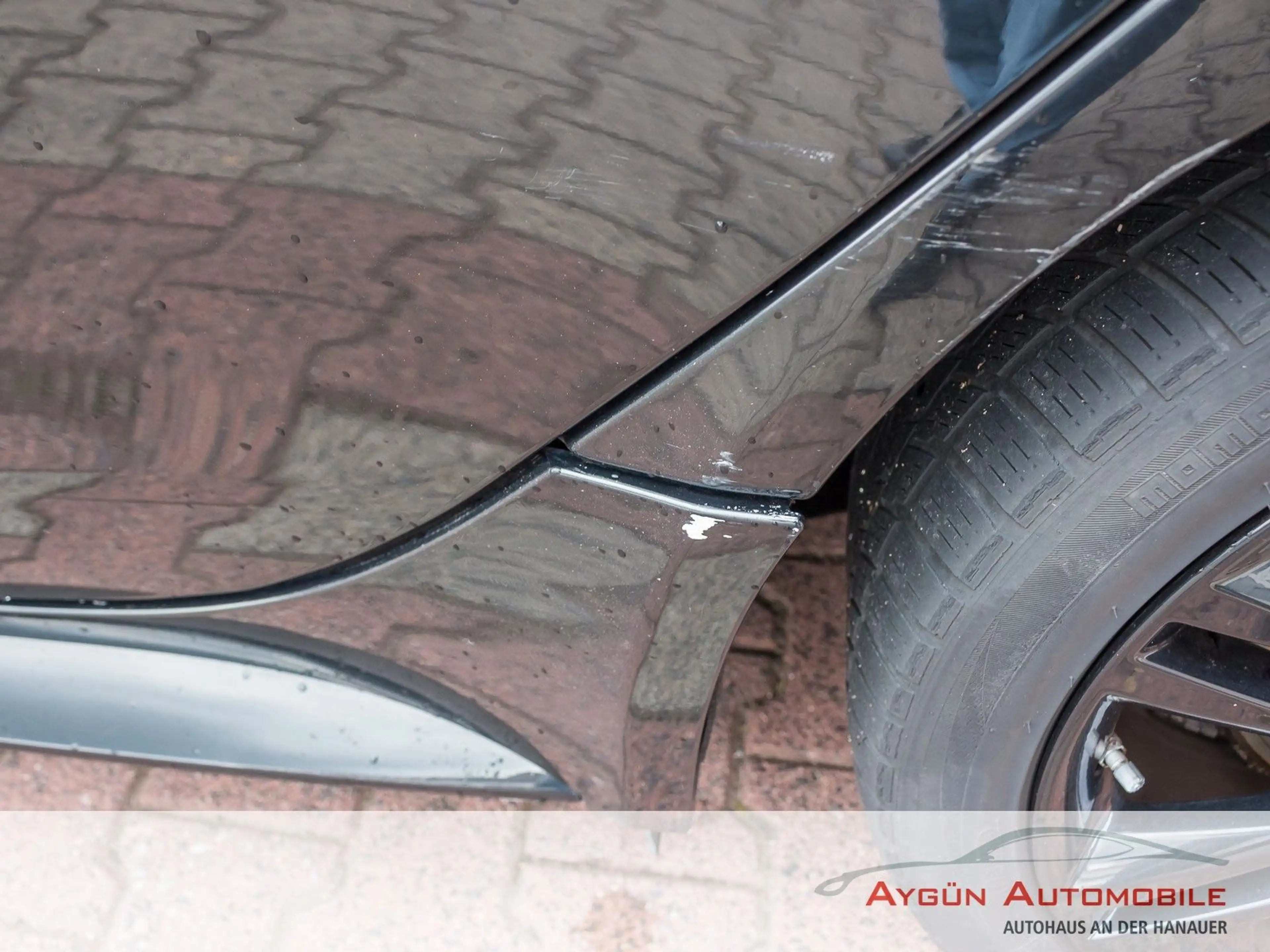 Jaguar XE R-Sport 20d — photo 11