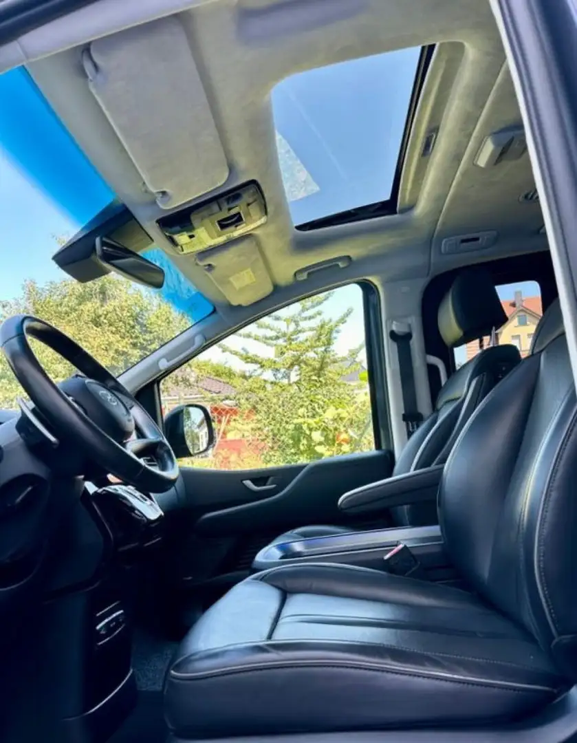 Hyundai STARIA 2.2 AT Signature 4WD 7 posti Gri - 1