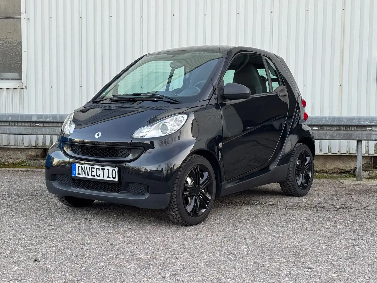 smart forTwo 71 PS Klima Tüv Neu 2. Hand Schwarz - 1