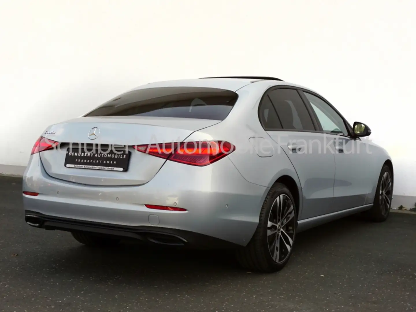 Mercedes-Benz C 300 e Avantgarde Night DIGITAL HighEnd 360K Silber - 2
