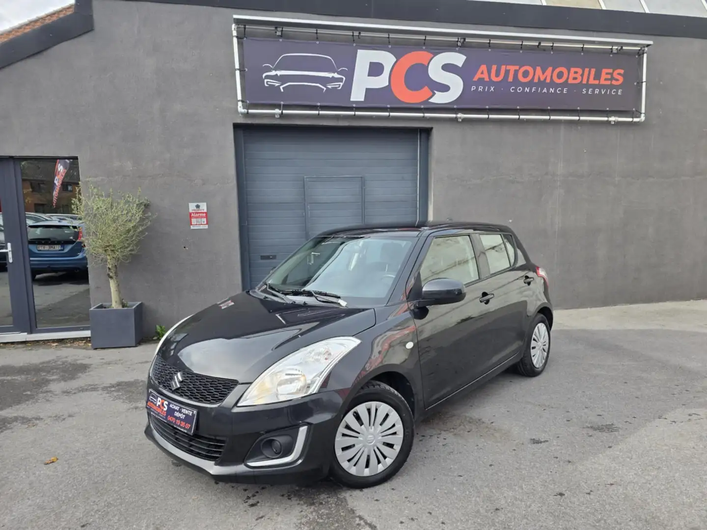 Suzuki Swift 1.2i *CLIM*PDC*USB*GARANTIE 12 MOIS Schwarz - 1