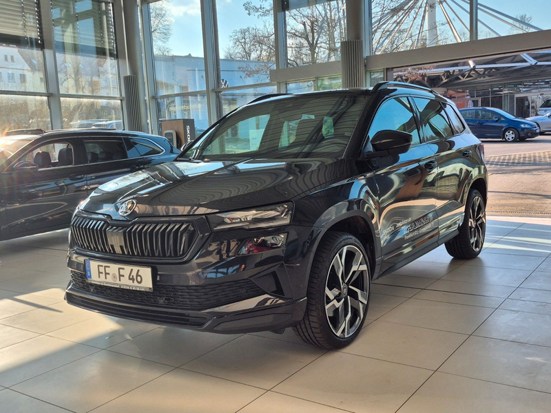 Skoda Karoq 1.5 TSI DSG Sportline *inkl. Winterräder*