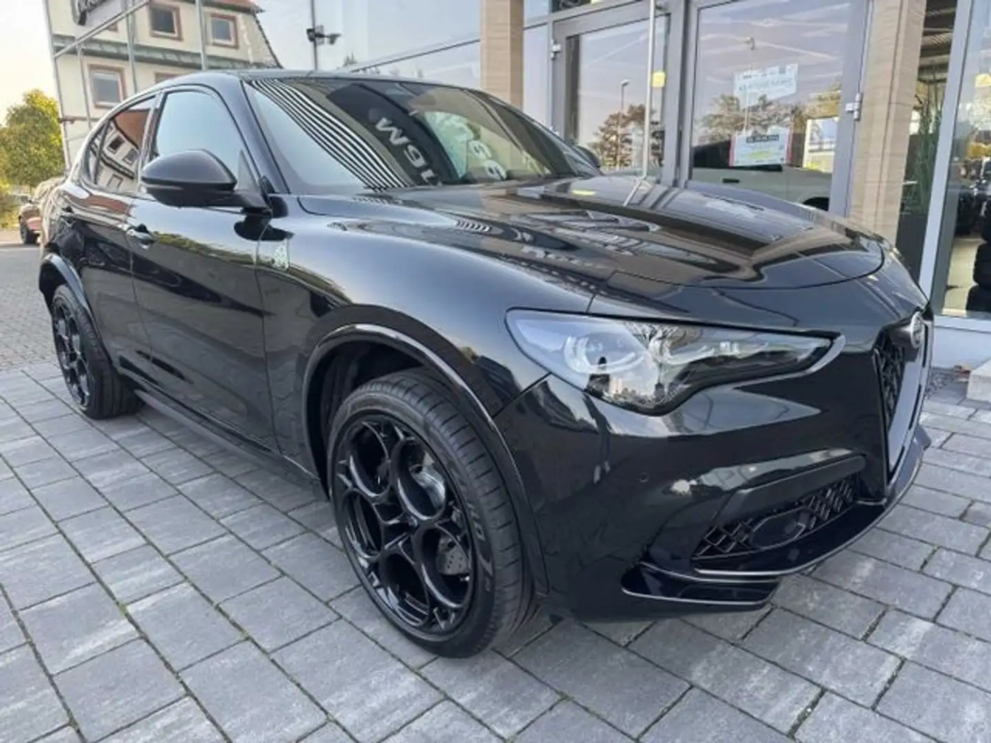 Alfa Romeo Stelvio 2.9 V6 Quadrifoglio SUPER SPORT Sondermodell Navi Black - 2