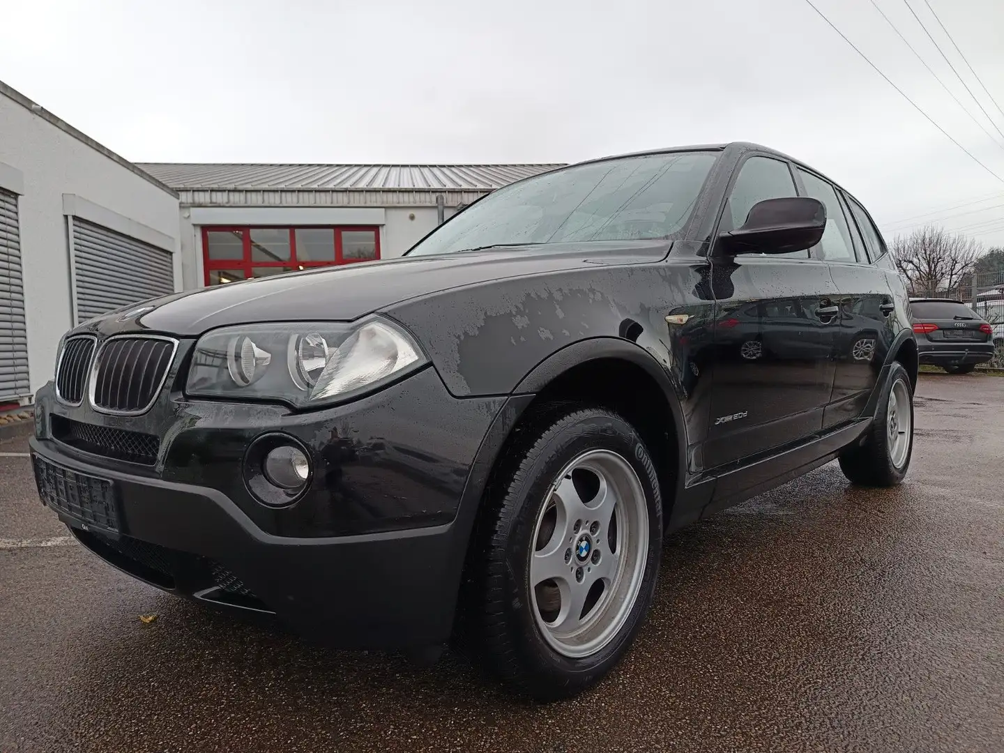 BMW X3 xDrive 20d Schwarz - 1