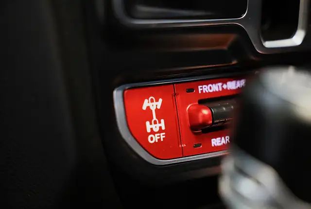 Jeep Wrangler view 13
