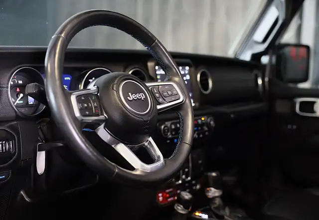Jeep Wrangler view 7