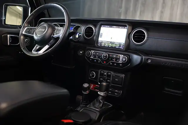 Jeep Wrangler view 6