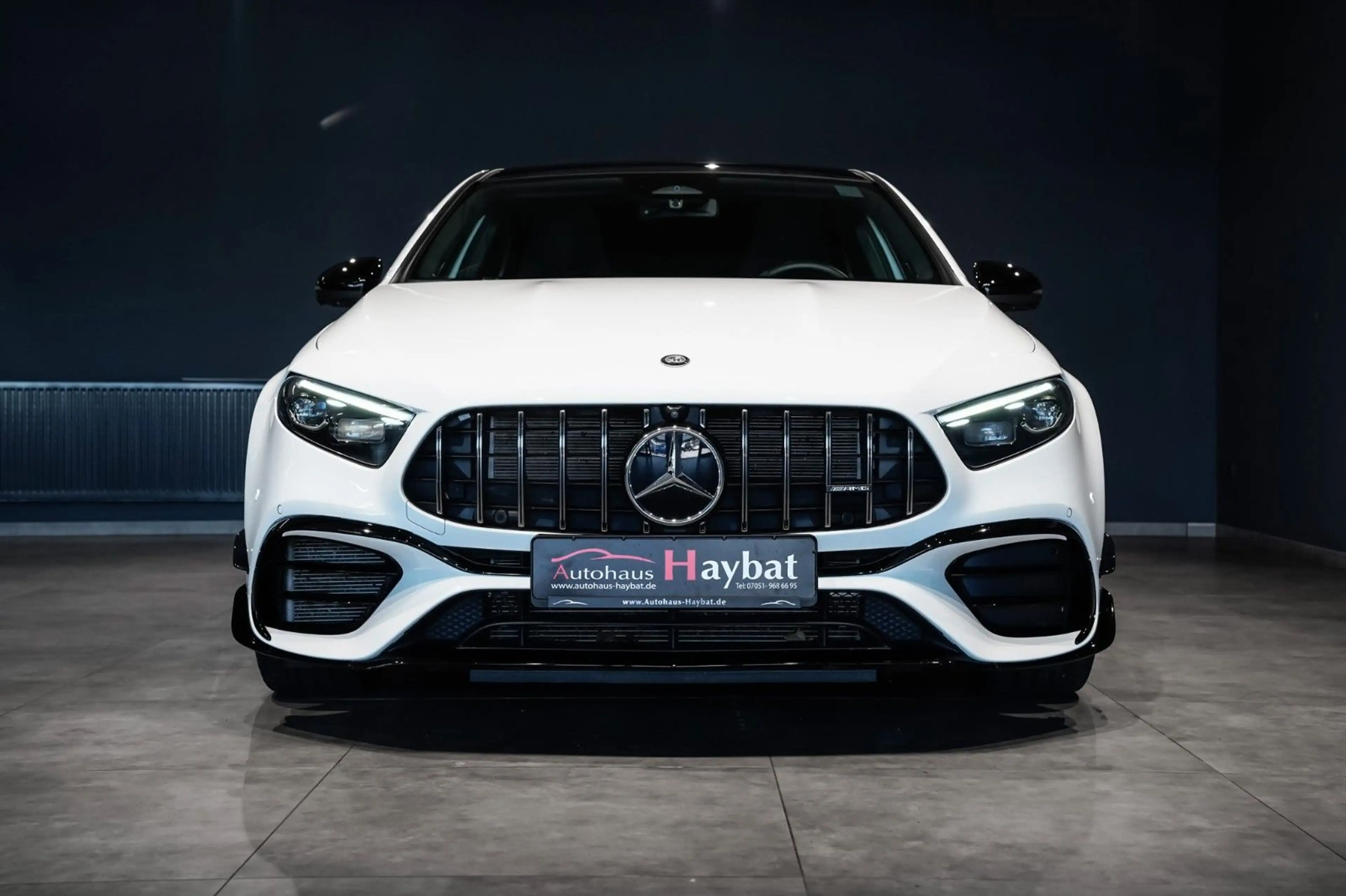 Mercedes-Benz A 45 AMG A 45 S AMG Aero Kit-Pano-Memory-360°-Drivers — photo 2
