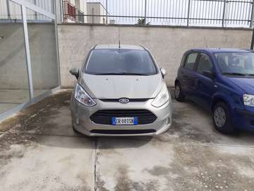 B-Max 1.0 ecoboost Titanium 100cv