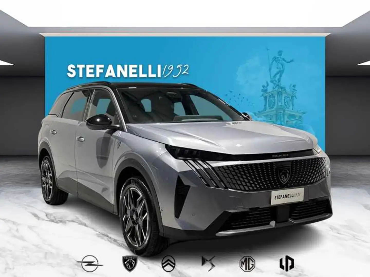 Peugeot 5008 1.2 hybrid GT 136cv e-dcs6 Szürke - 1