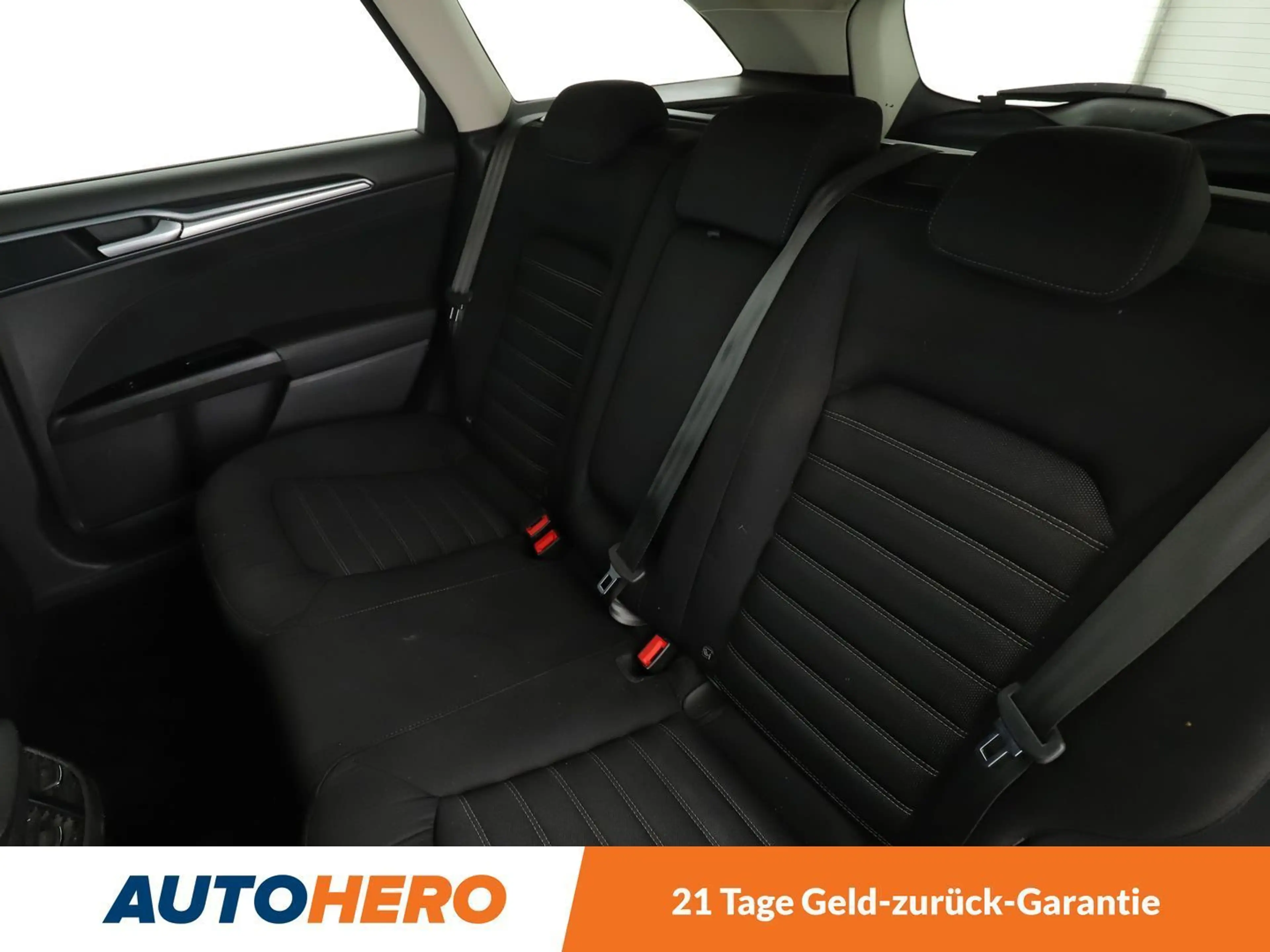Ford Mondeo 1.5 EcoBoost Business Edition*NAVI*PDC*TEMPO* — photo 14