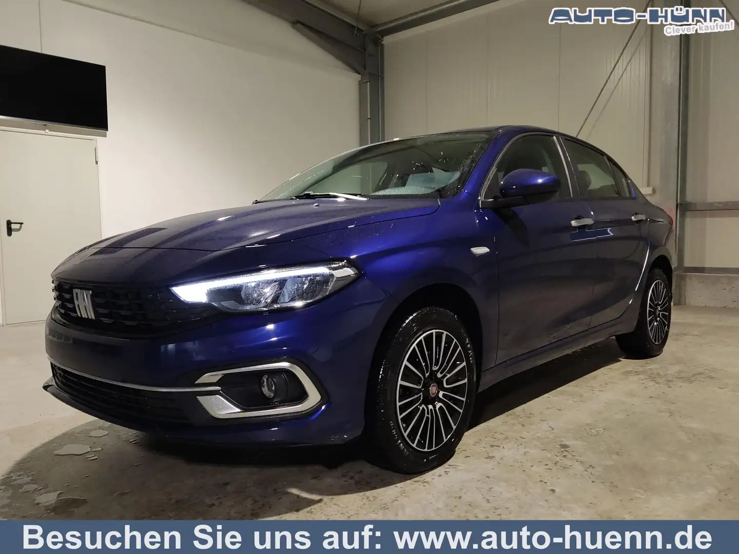 Fiat Tipo Limousine City 1.6 MultiJet II 130 PS AppleCarP... Modrá - 1