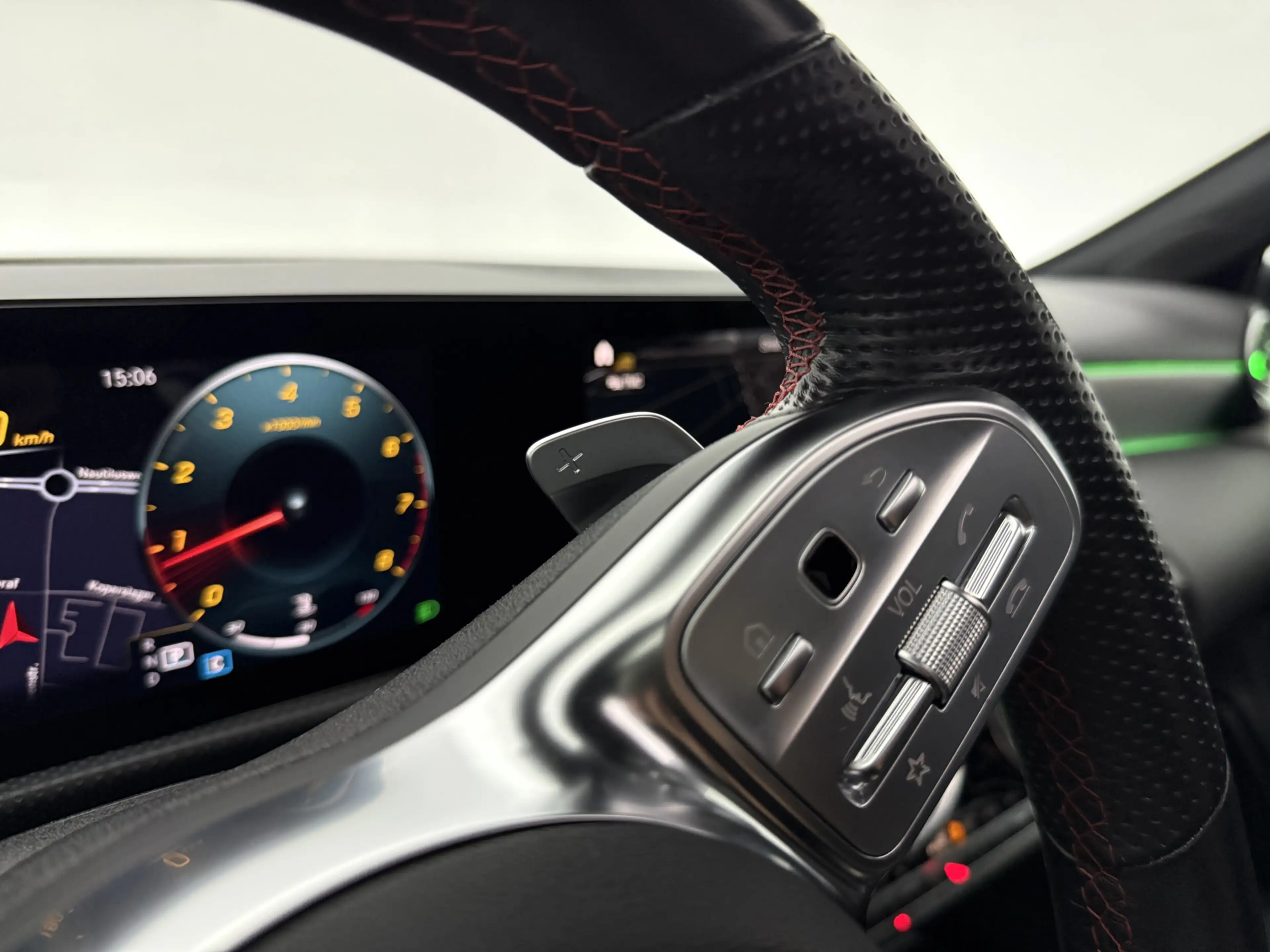 Mercedes-Benz A 200 AMG | Pano | Sfeer | Camera | Virtual | Cruise | L — photo 27