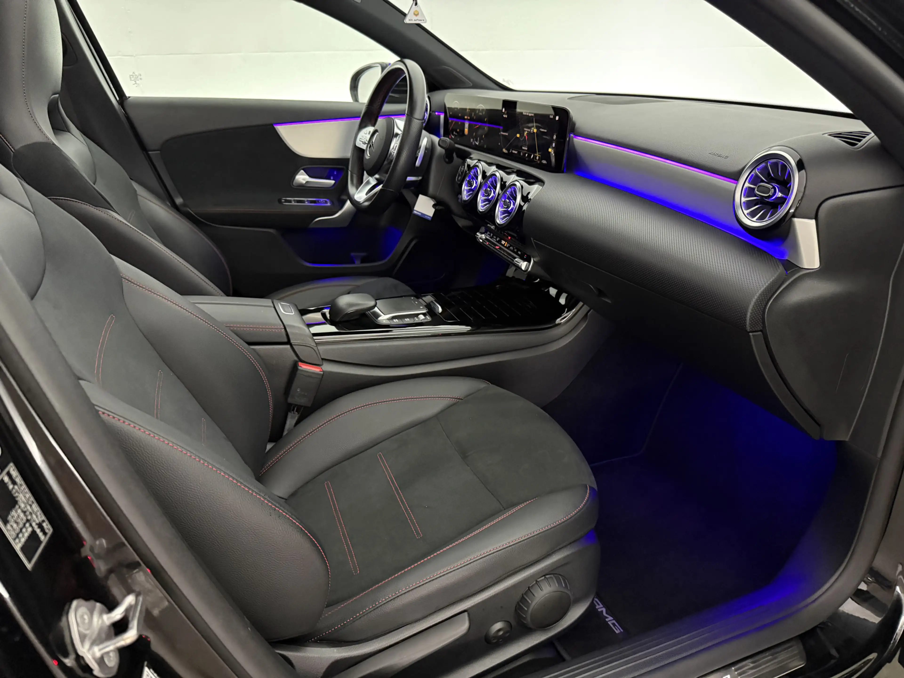 Mercedes-Benz A 200 AMG | Pano | Sfeer | Camera | Virtual | Cruise | L — photo 40