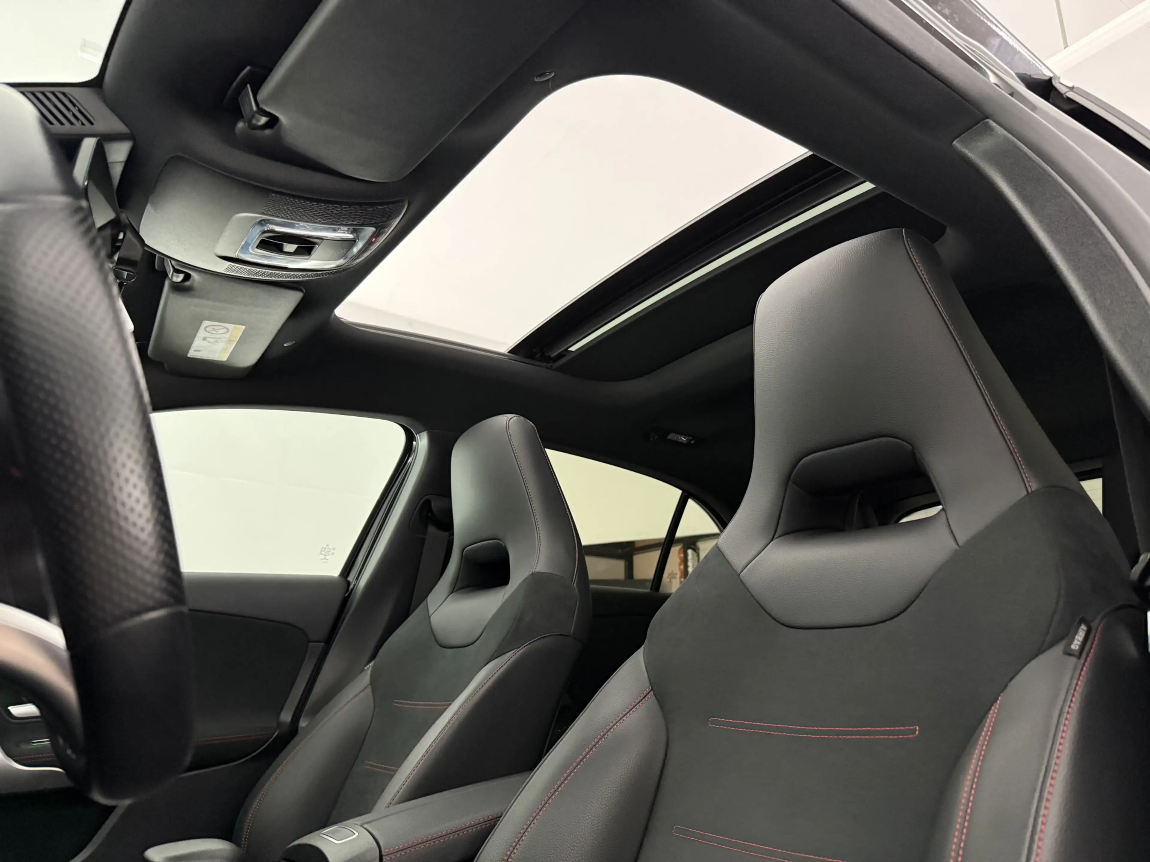 Mercedes-Benz A 200 AMG | Pano | Sfeer | Camera | Virtual | Cruise | L — photo 18