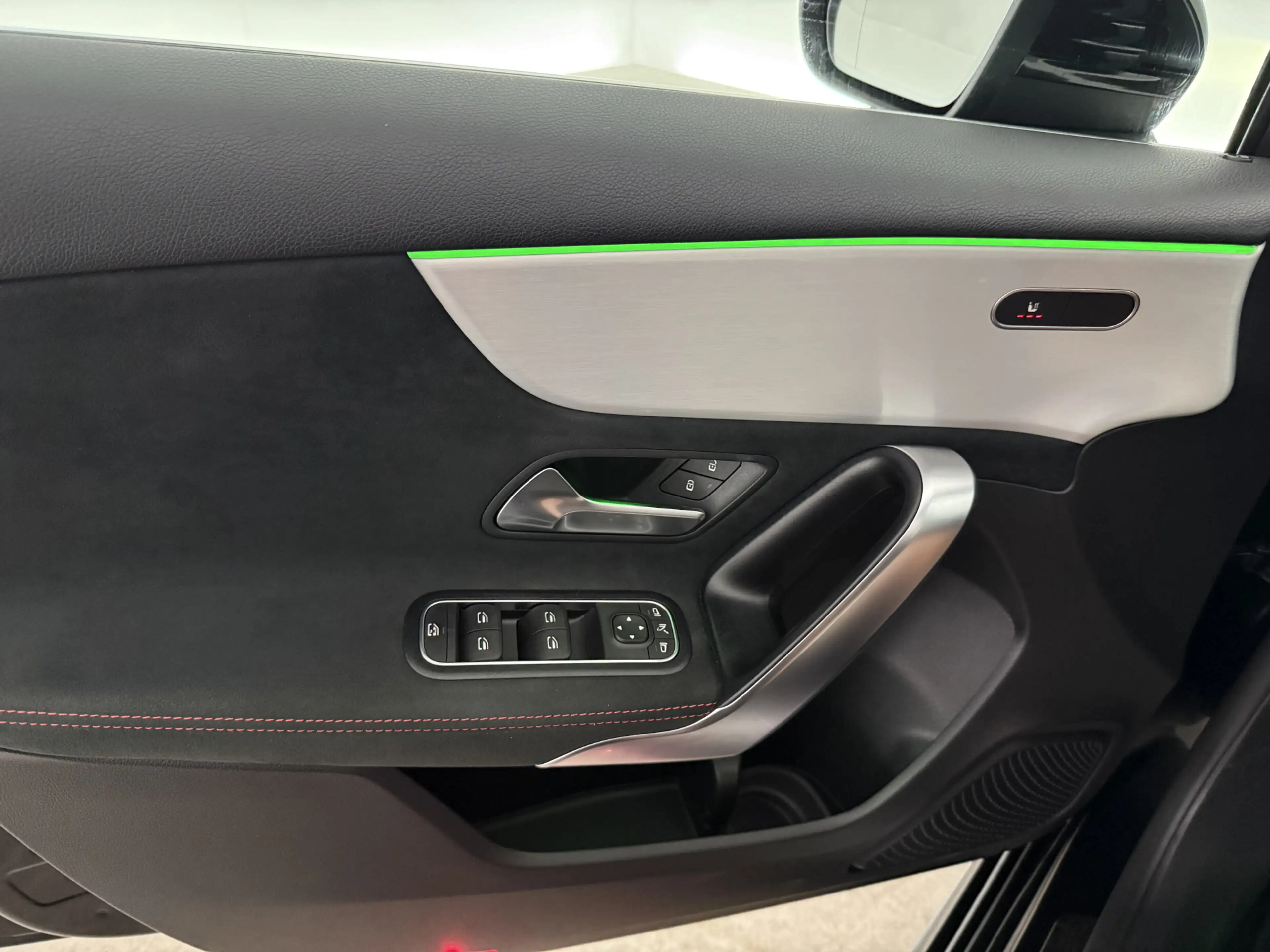 Mercedes-Benz A 200 AMG | Pano | Sfeer | Camera | Virtual | Cruise | L — photo 34