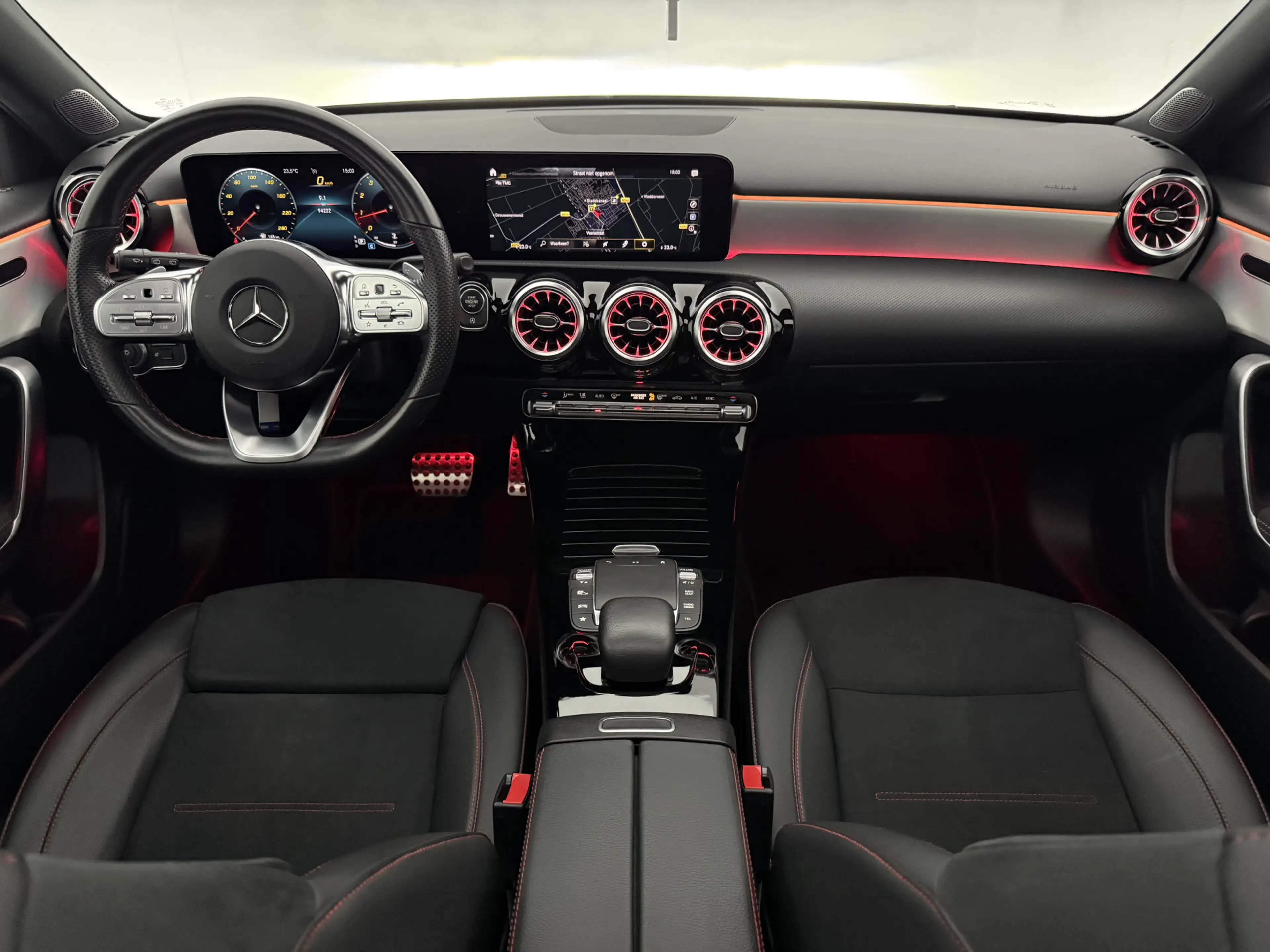 Mercedes-Benz A 200 AMG | Pano | Sfeer | Camera | Virtual | Cruise | L — photo 2