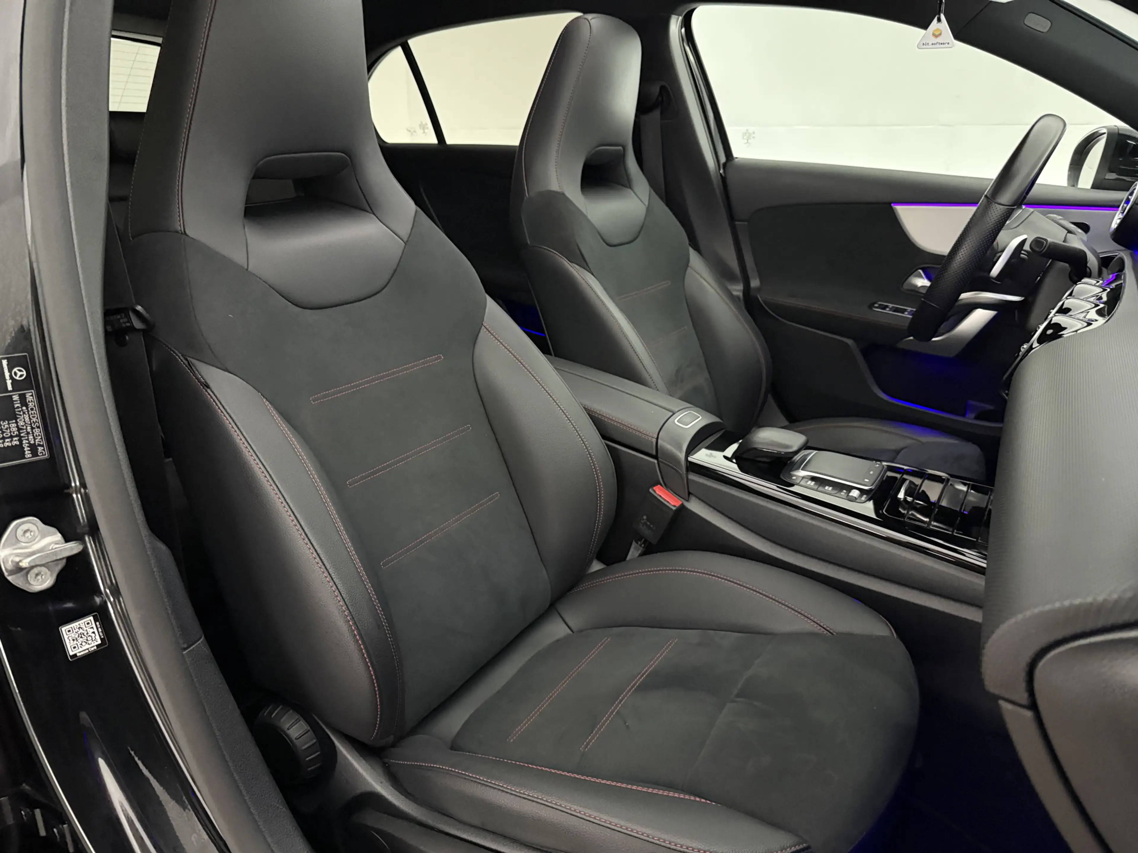 Mercedes-Benz A 200 AMG | Pano | Sfeer | Camera | Virtual | Cruise | L — photo 17