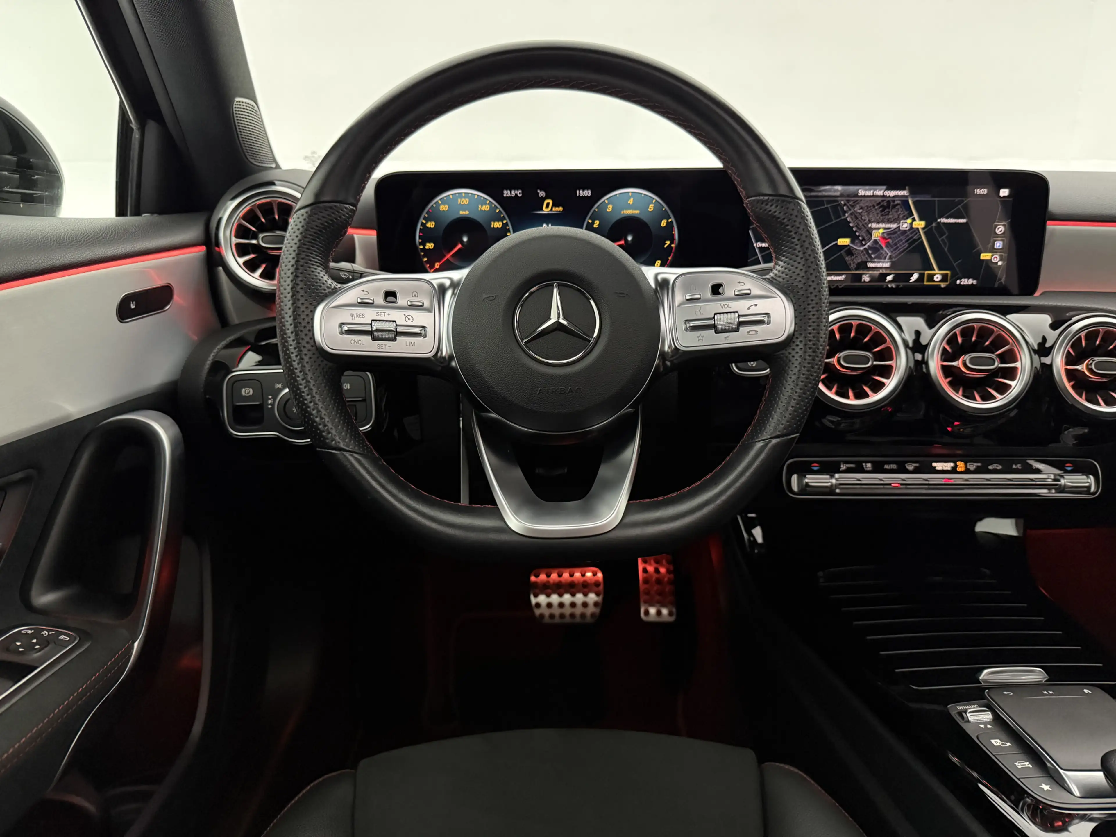 Mercedes-Benz A 200 AMG | Pano | Sfeer | Camera | Virtual | Cruise | L — photo 15