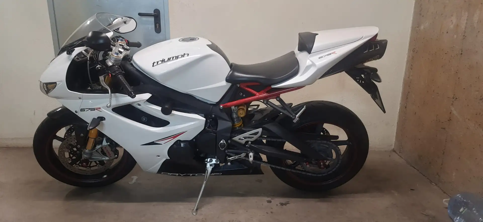 Triumph Daytona 675 Blanco - 1