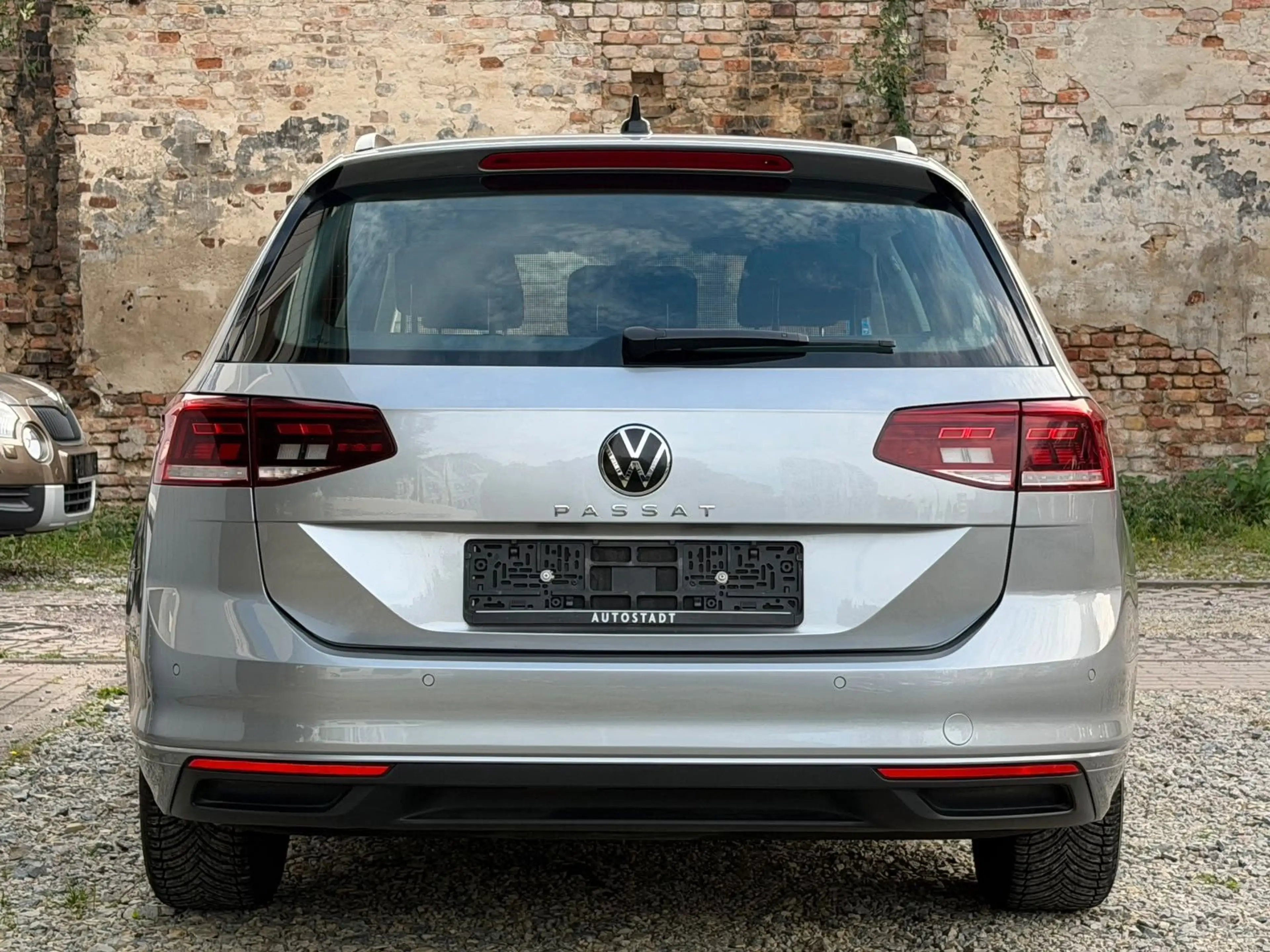 Volkswagen Passat Variant 2.0 TDI DSG BMT*TÜV neu*1.Hand — photo 9