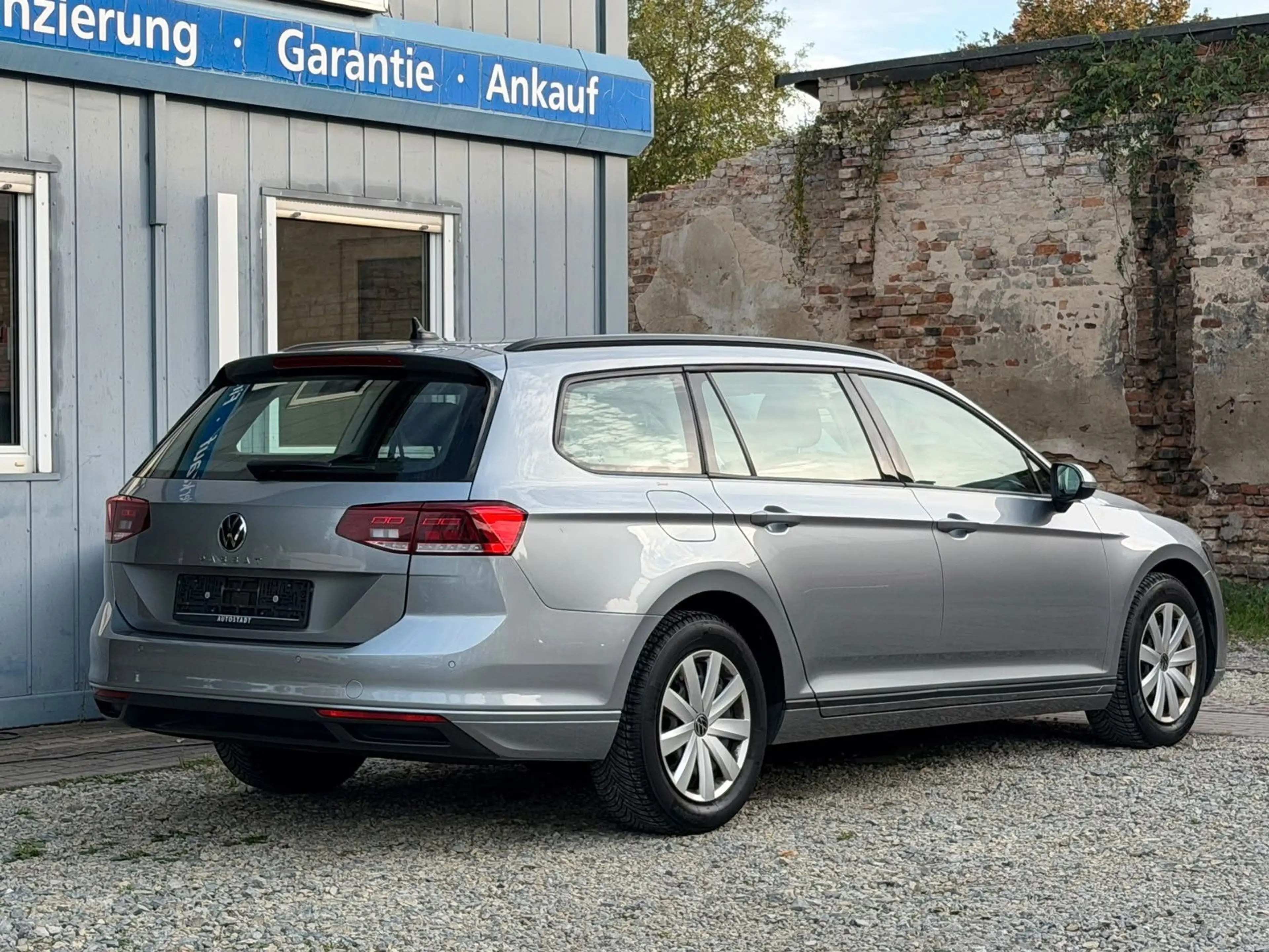 Volkswagen Passat Variant 2.0 TDI DSG BMT*TÜV neu*1.Hand — photo 11