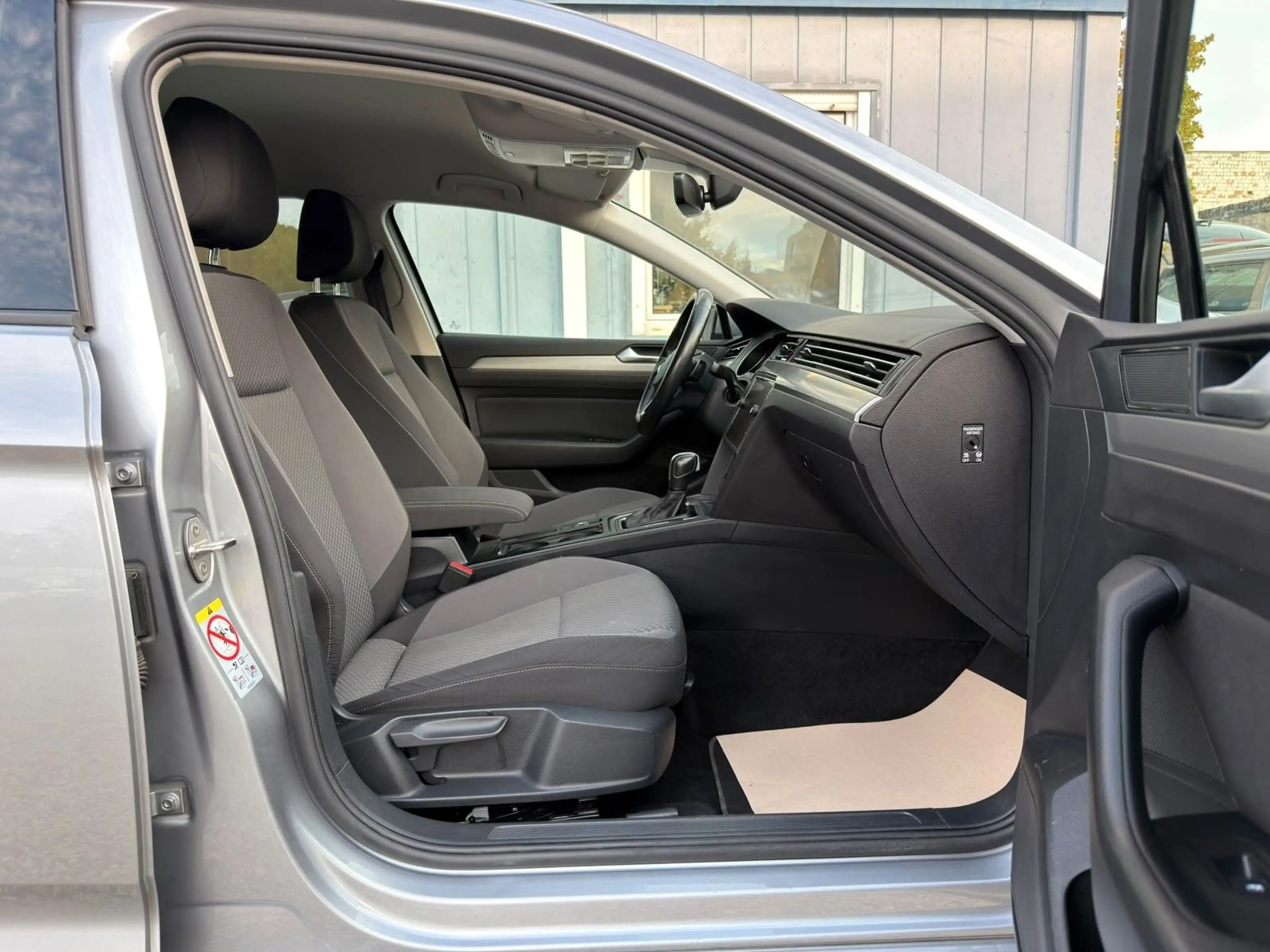 Volkswagen Passat Variant 2.0 TDI DSG BMT*TÜV neu*1.Hand — photo 15