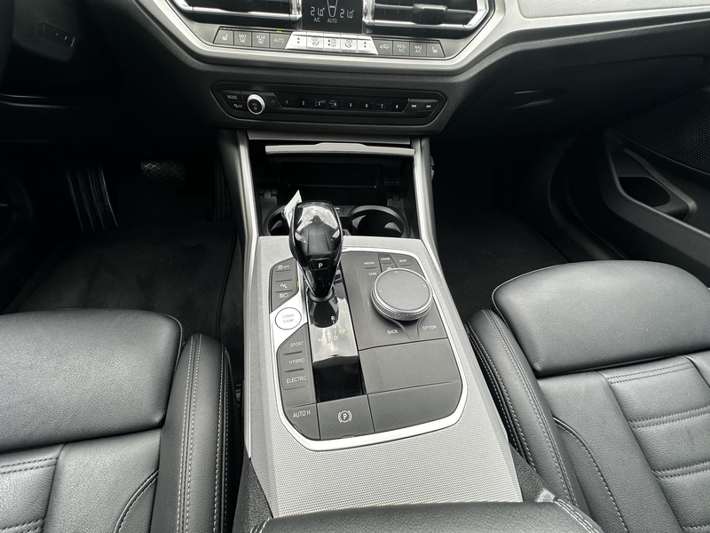BMW 320 3-serie 320e Head-Up|Laserlicht|Adaptiev.Cruise|Sp — photo 19