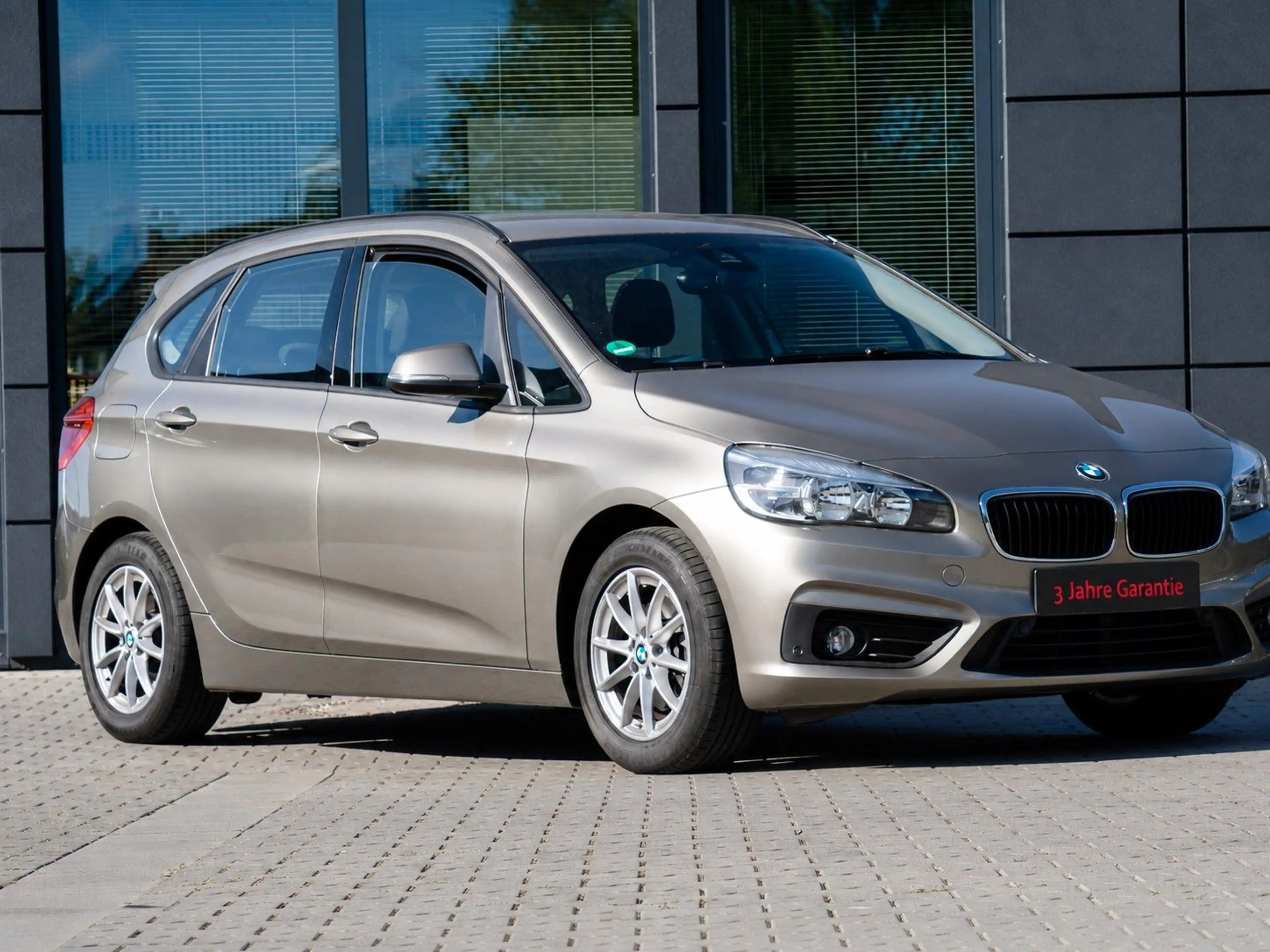 BMW 216 2 Active Tourer 216 d  MIT 3 JAHREN GARANTIE — photo 2