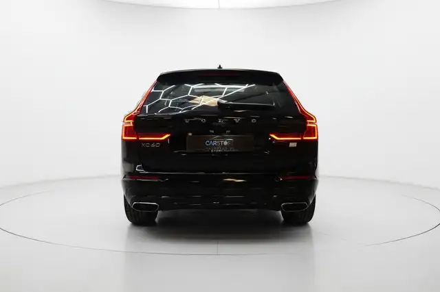 Volvo XC60 view 7