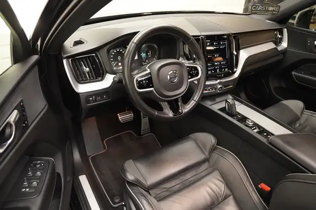 Volvo XC60 view 12