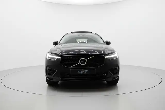 Volvo XC60 view 2