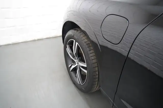 Volvo XC60 view 29