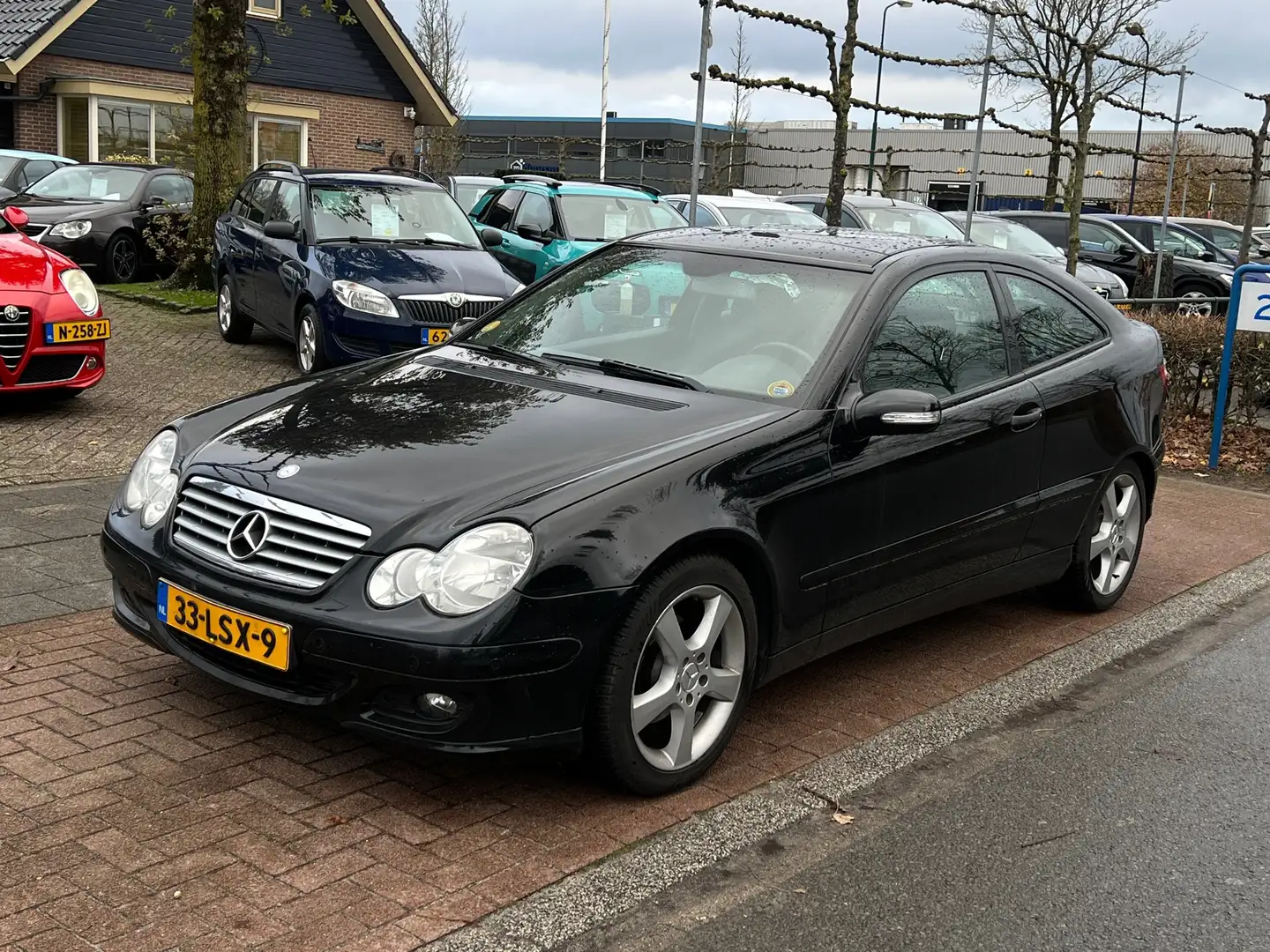 Mercedes-Benz C 220 Sportcoupé CDI **GOED RIJDEND Zwart - 2
