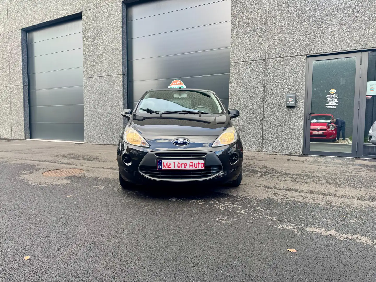 Ford Ka/Ka+ Ka 1.2i Ambiente Zwart - 2