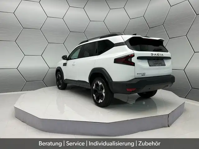 Dacia Bigster view 3