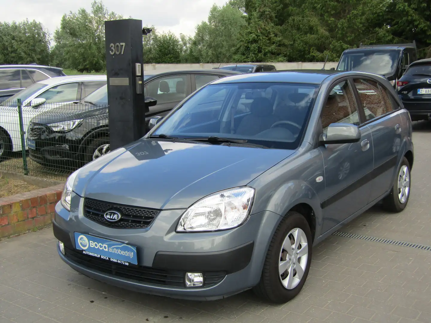 Kia Rio Rio 1.4 EX Gris - 1