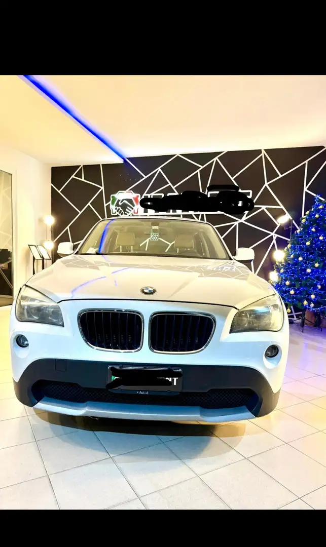 BMW X1 sdrive18d Eletta - 1