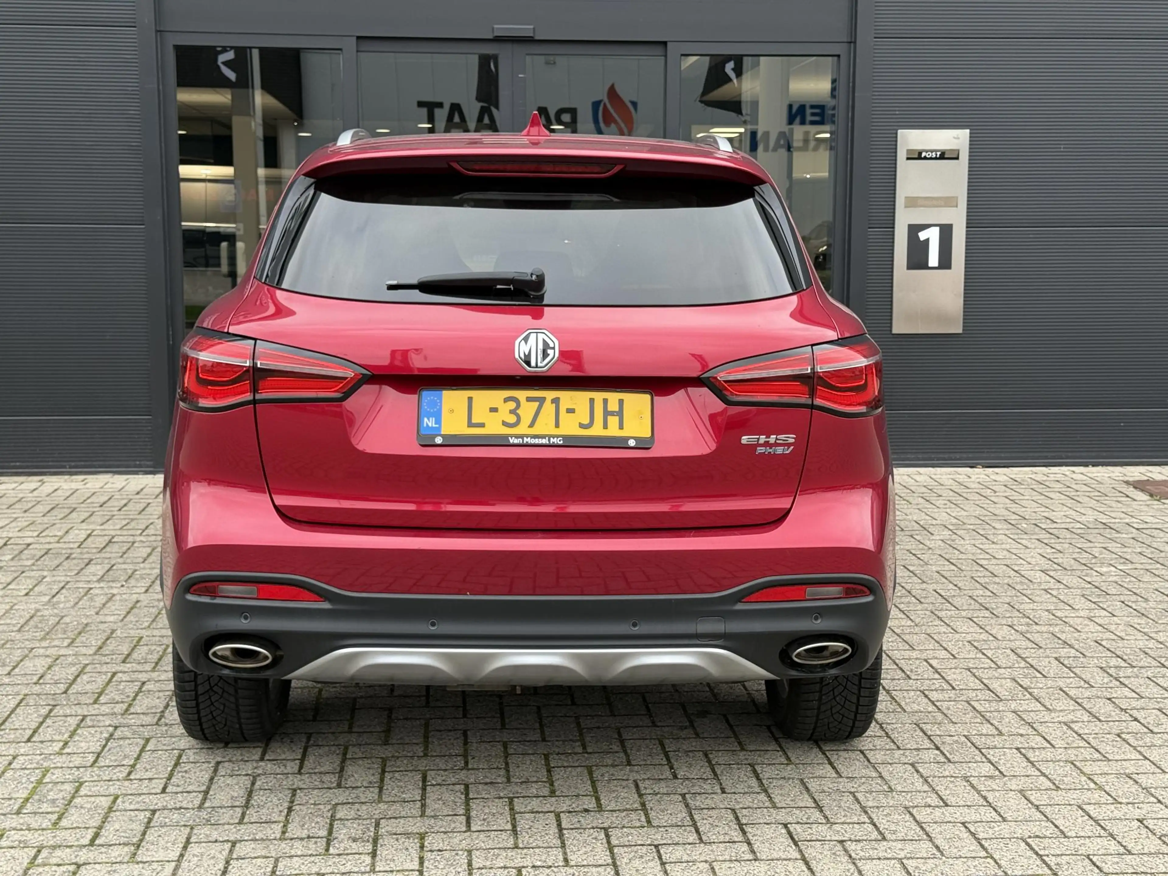 MG EHS 1.5 TGDI PHEV Aut. Luxury | Panoramadak | Leder | — photo 7
