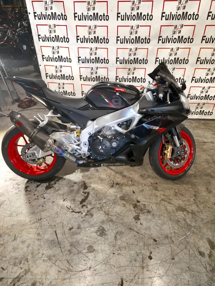 Aprilia RSV4