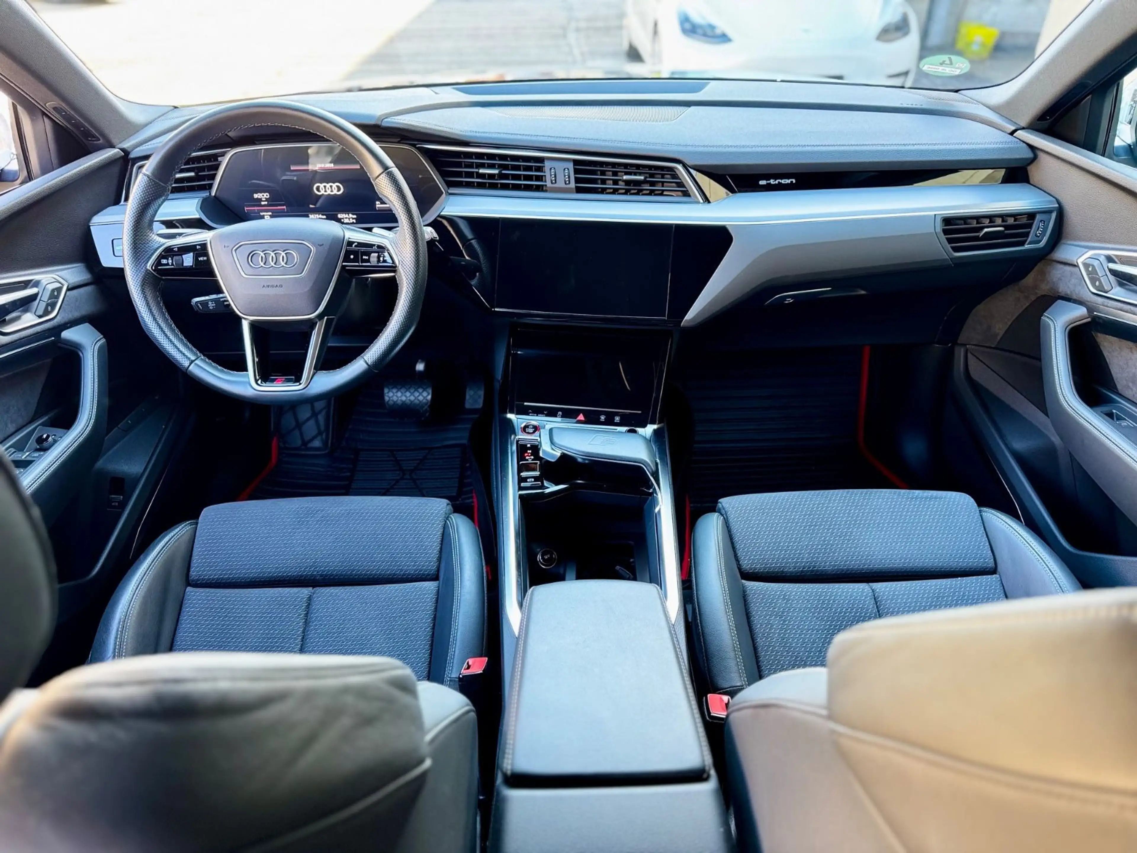 Audi e-tron S quattro/B&O/21 Zoll/Top Gepflegt/SOH 95 — photo 12