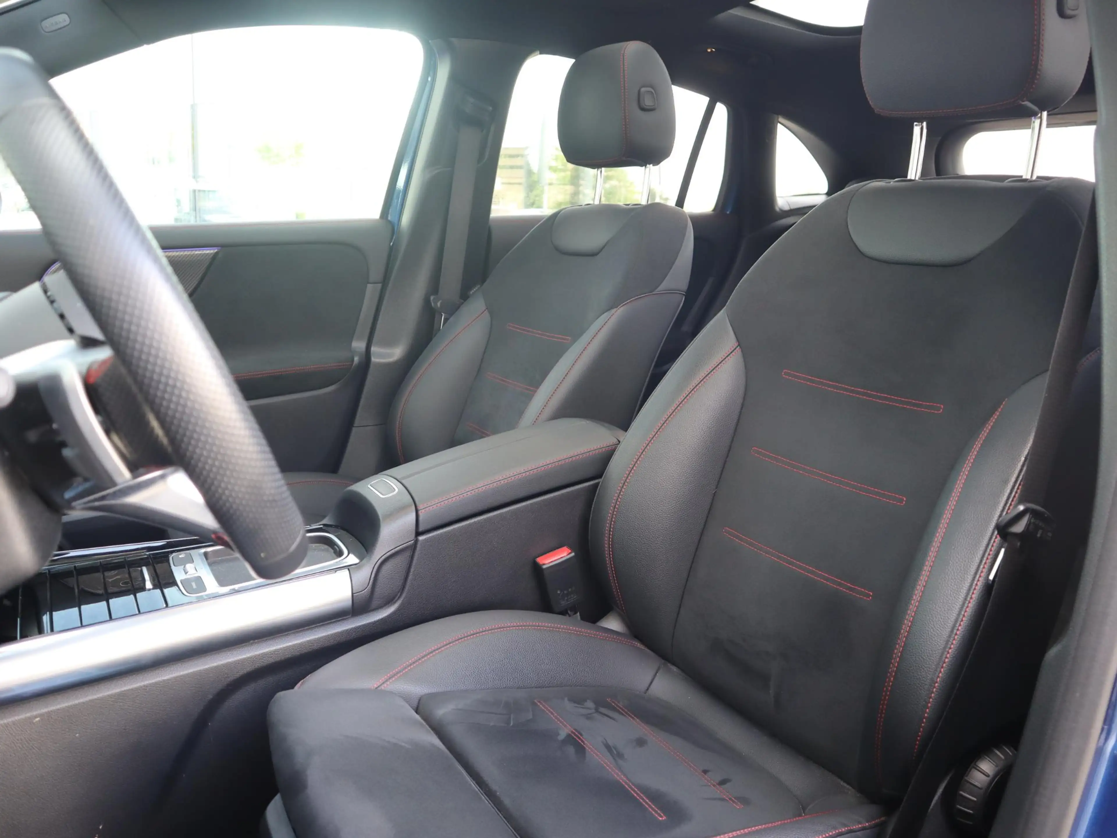 Mercedes-Benz GLA 250 e Star Edition AMG Line — photo 14