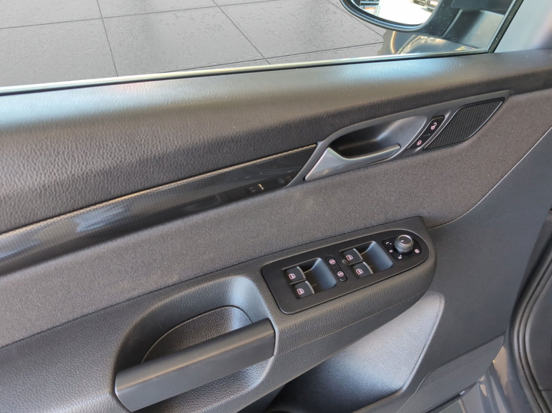 SEAT Alhambra 2.0 TDI 4D FR-Line/StHzg/AHK/7-Sitzer/Kamera — photo 13