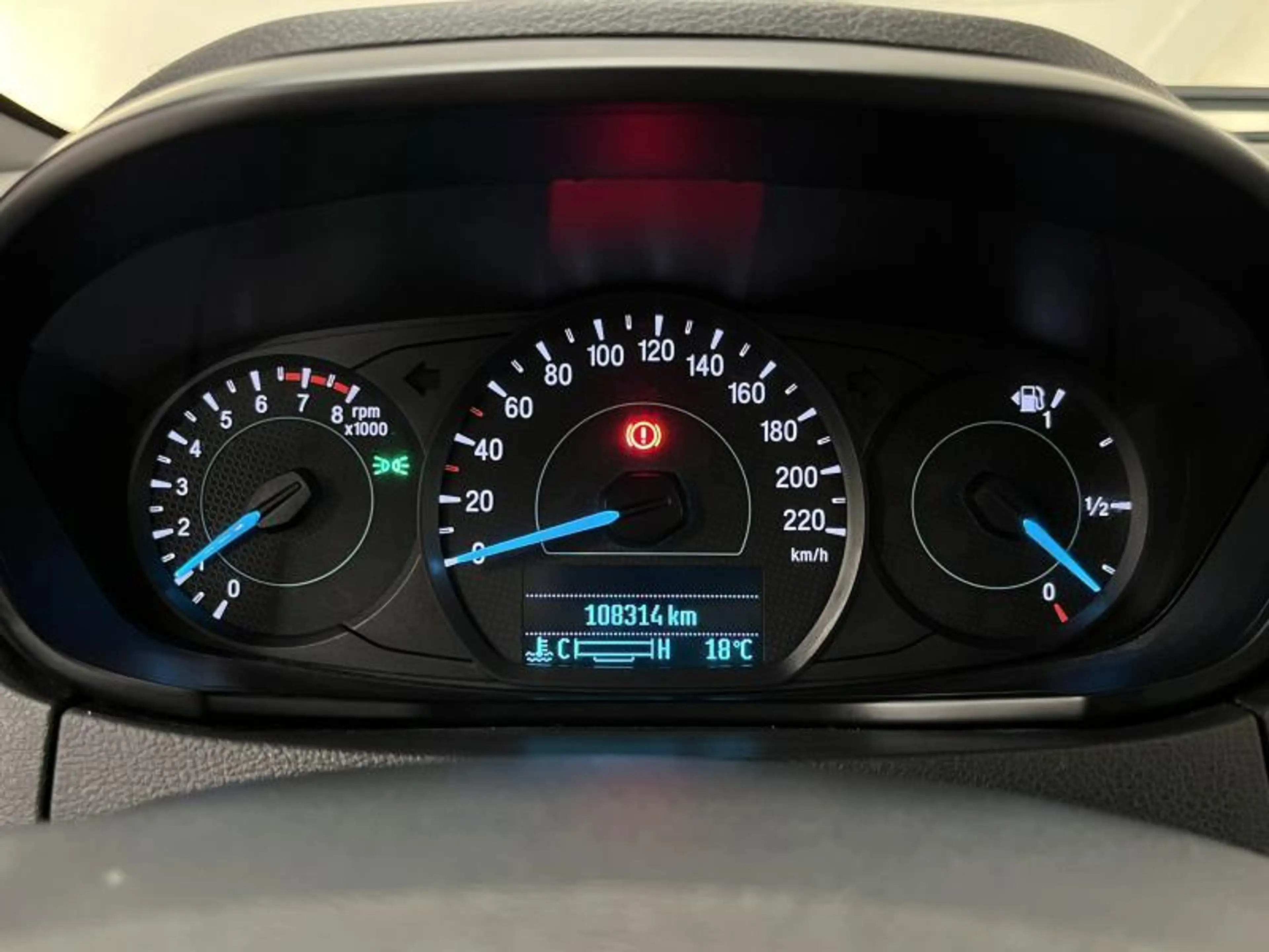 Ford Ka/Ka+ + 1.2i 84cv Active Clim/Cruise/Limit/Radio — photo 14
