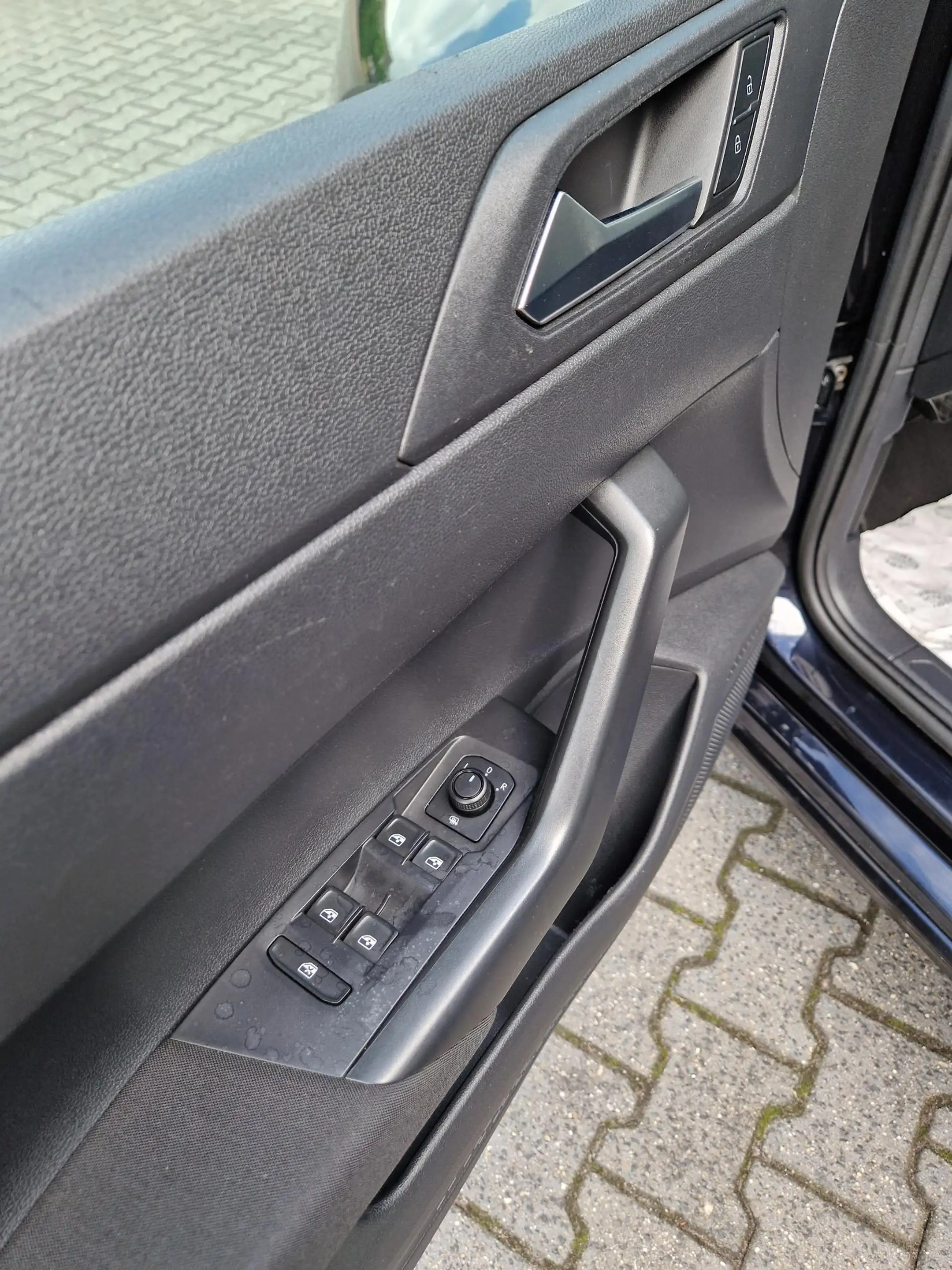 Volkswagen Polo 1.0 MPI Beats — photo 14