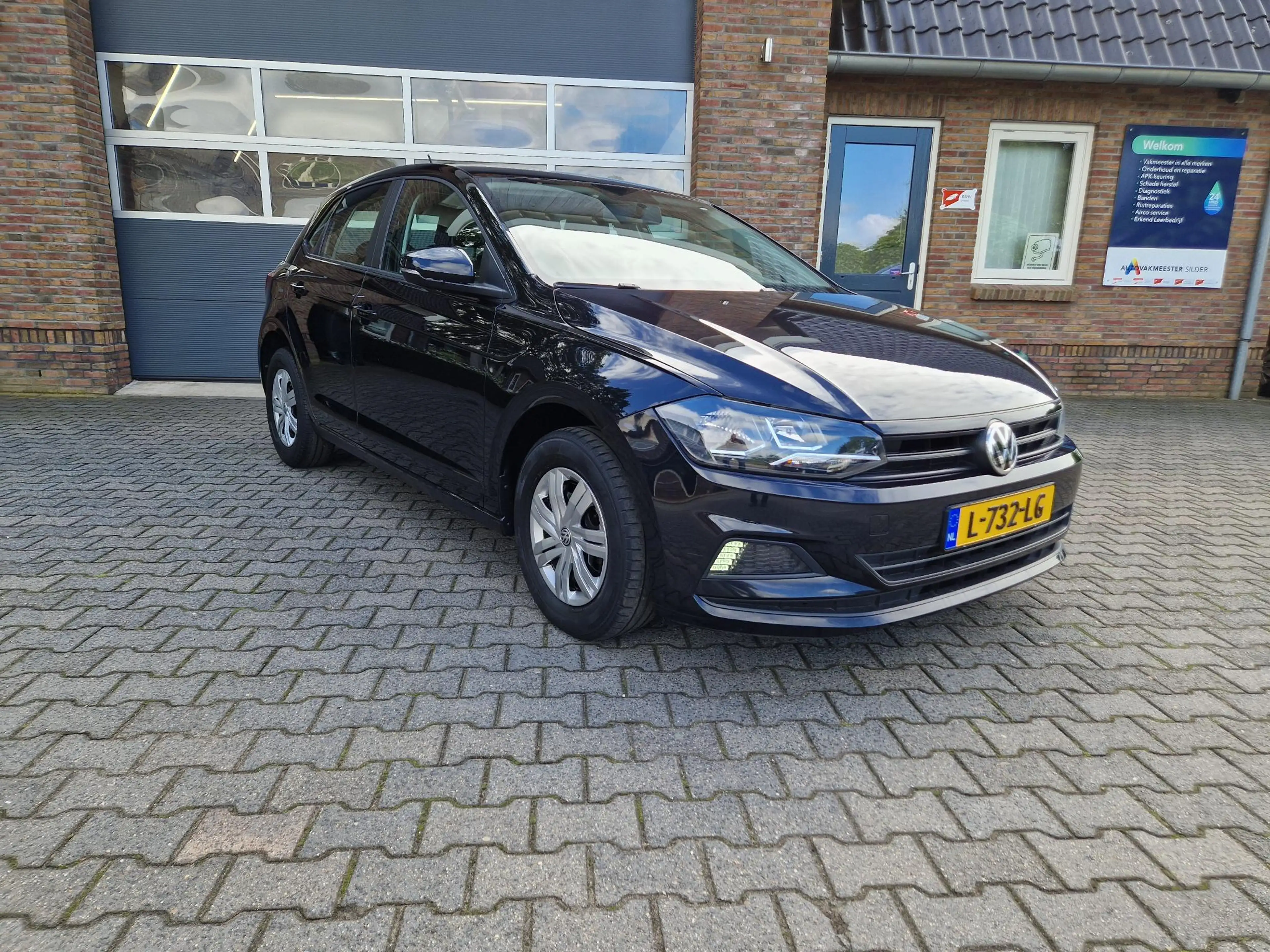 Volkswagen Polo 1.0 MPI Beats — photo 2