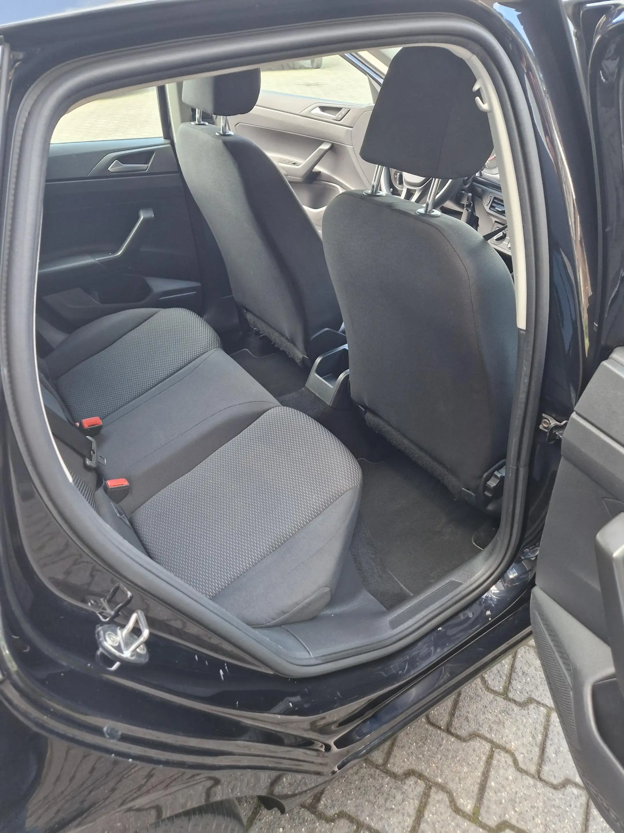 Volkswagen Polo 1.0 MPI Beats — photo 13